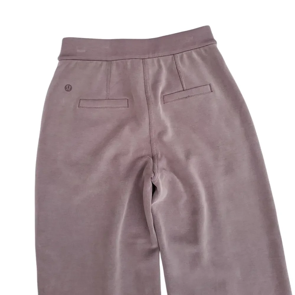 Lululemon Softstreme Pintuck Mid-Rise Pant Beige Yoga Lounge Casual Sz XXXS